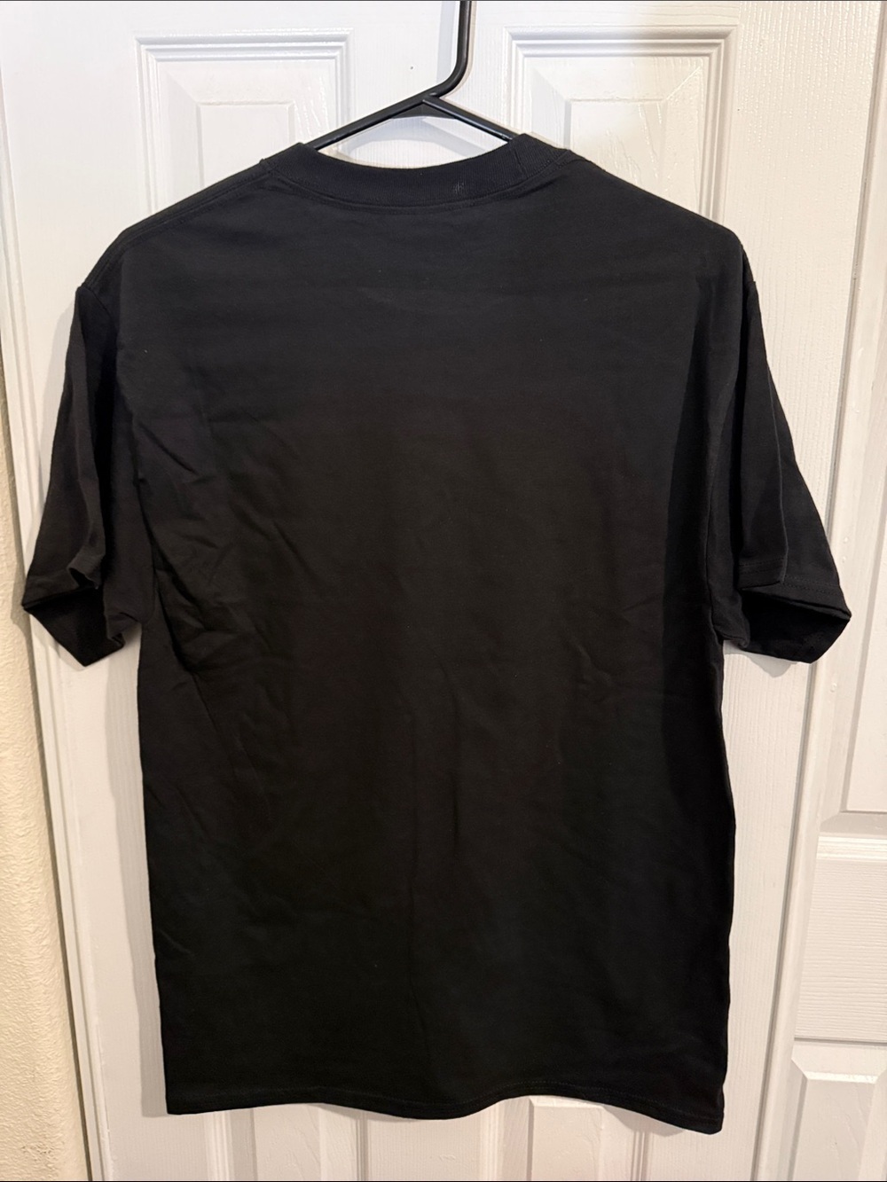 Hanes Black Graphic Tee "You gone eat Yo Cornbread" - Picture 5 of 5